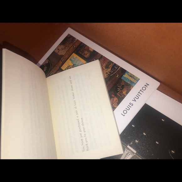 Louis Vuitton Fetish Pump - Picture 7 of 8